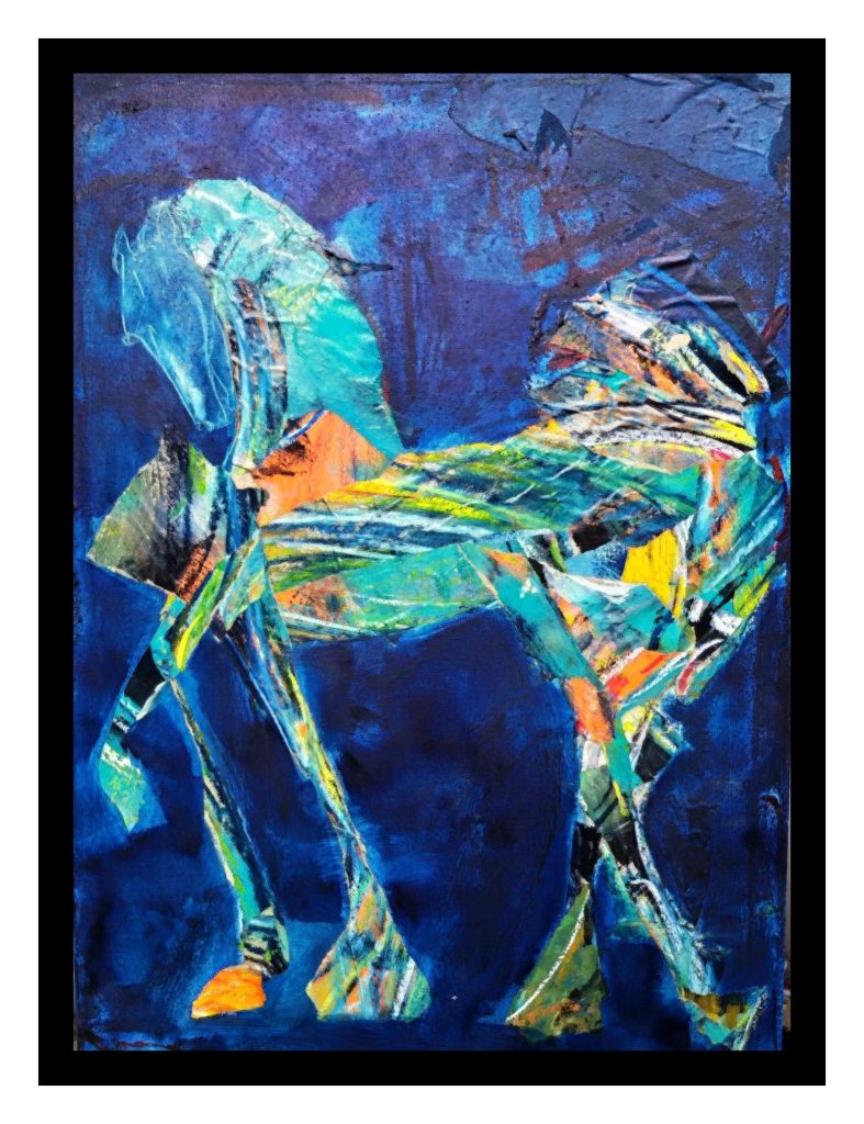 Collage et peinture sur toile de 50 X 70 cm. Cheval très coloré en mouvement sur un fond bleu nuit. Artiste Muriel Marec